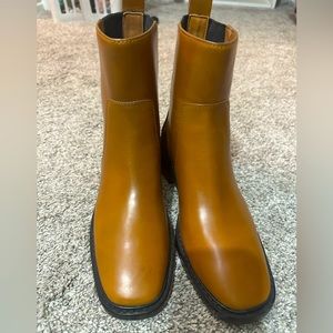 Tory Burch Chelsea Boot